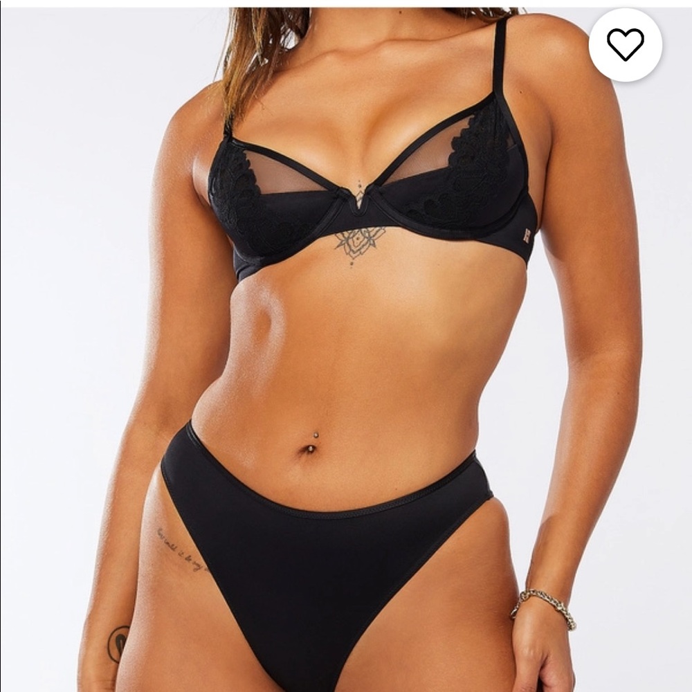 Savage X Fenty In A Mood 2 Piece Set.